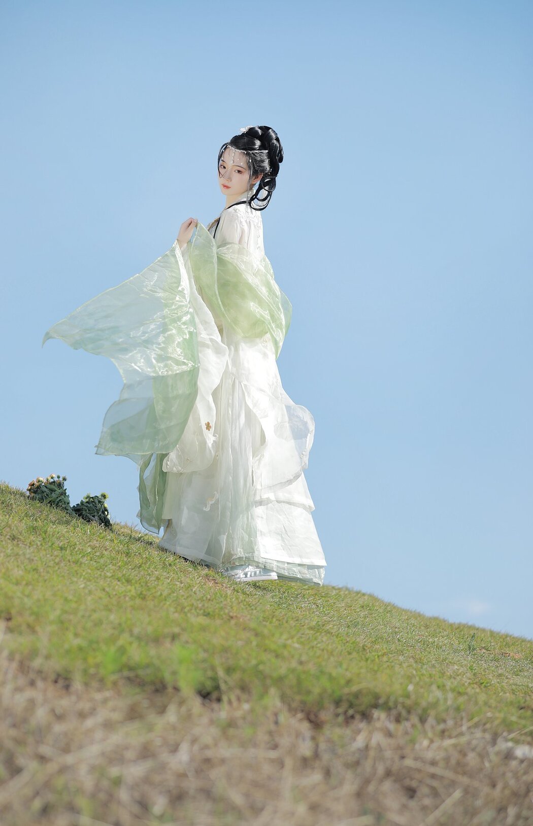 YiTuYu艺图语 Vol.2616 Luo Hua Ren Du Li