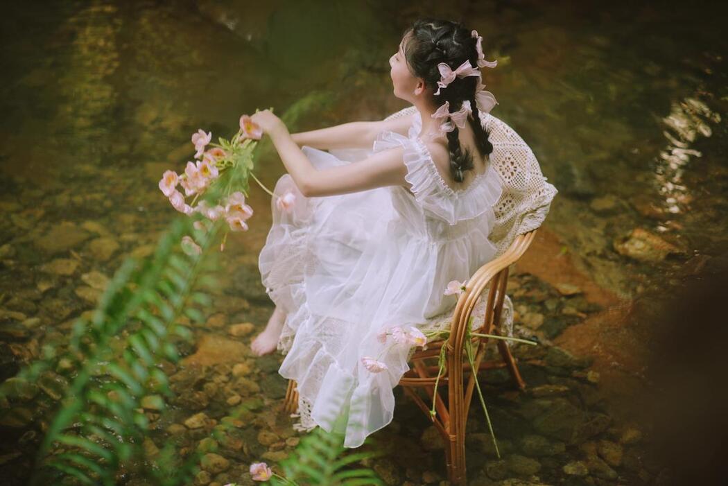 YiTuYu艺图语 Vol.2495 Xiao Yi
