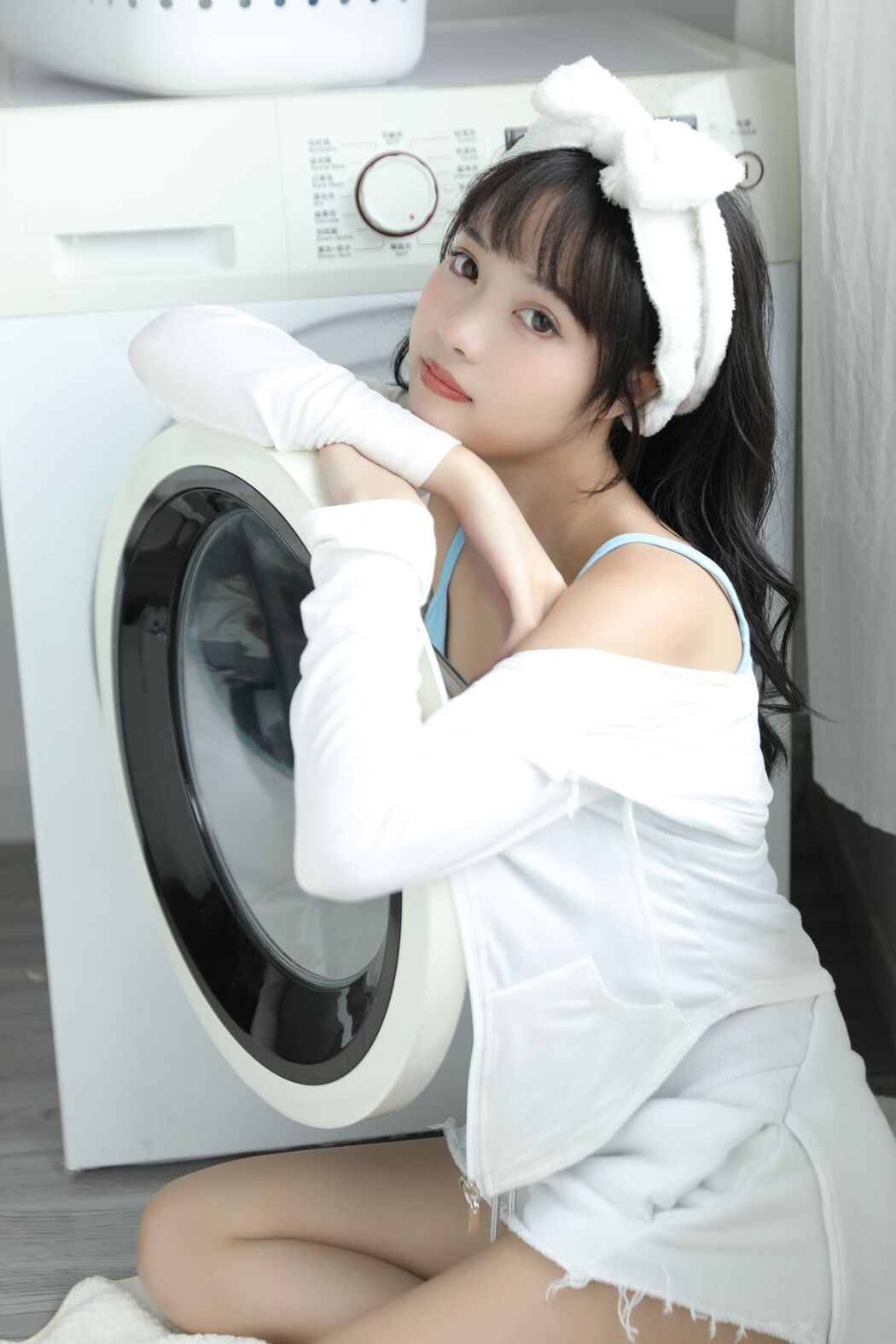 YiTuYu艺图语 Vol.2535 Xiao Wei Ren Er