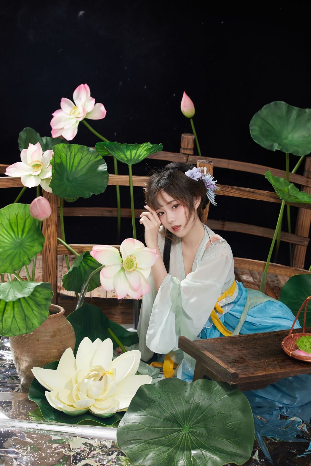 YiTuYu艺图语 Vol.2556 Xiao Wei Ren Er