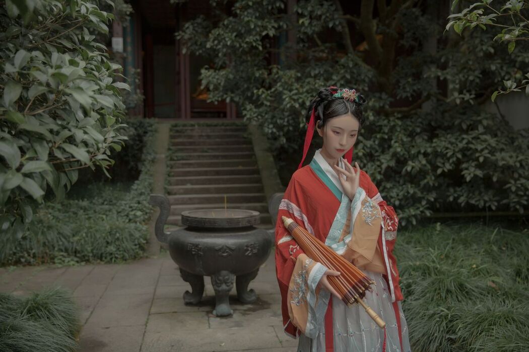 YiTuYu艺图语 Vol.2550 Tong Mian Xiao Mian Ao