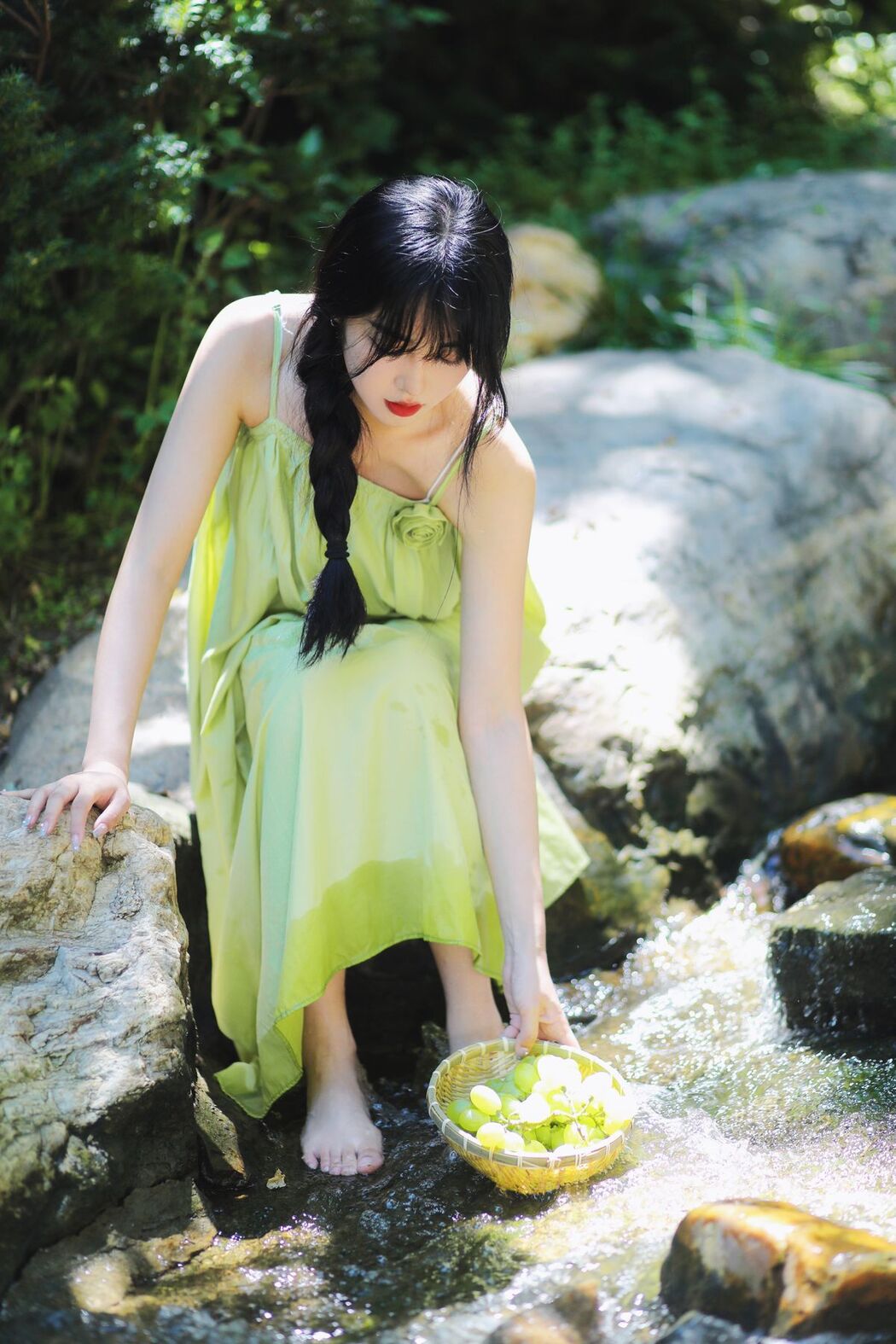 YiTuYu艺图语 Vol.2588 Jian Ying Tao Nai