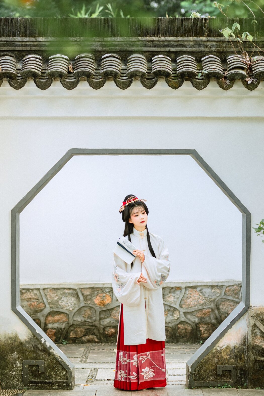 YiTuYu艺图语 Vol.255 Tu Xiao Bai