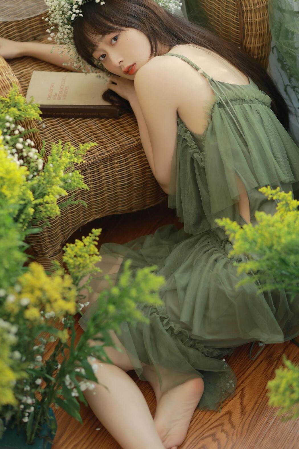 YiTuYu艺图语 Vol.2490 Xiang Qi 77
