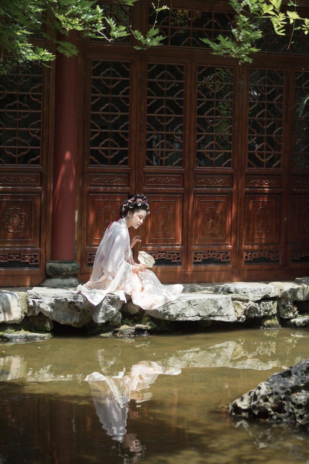 YiTuYu艺图语 Vol.2504 Yi Bei Mei Shi