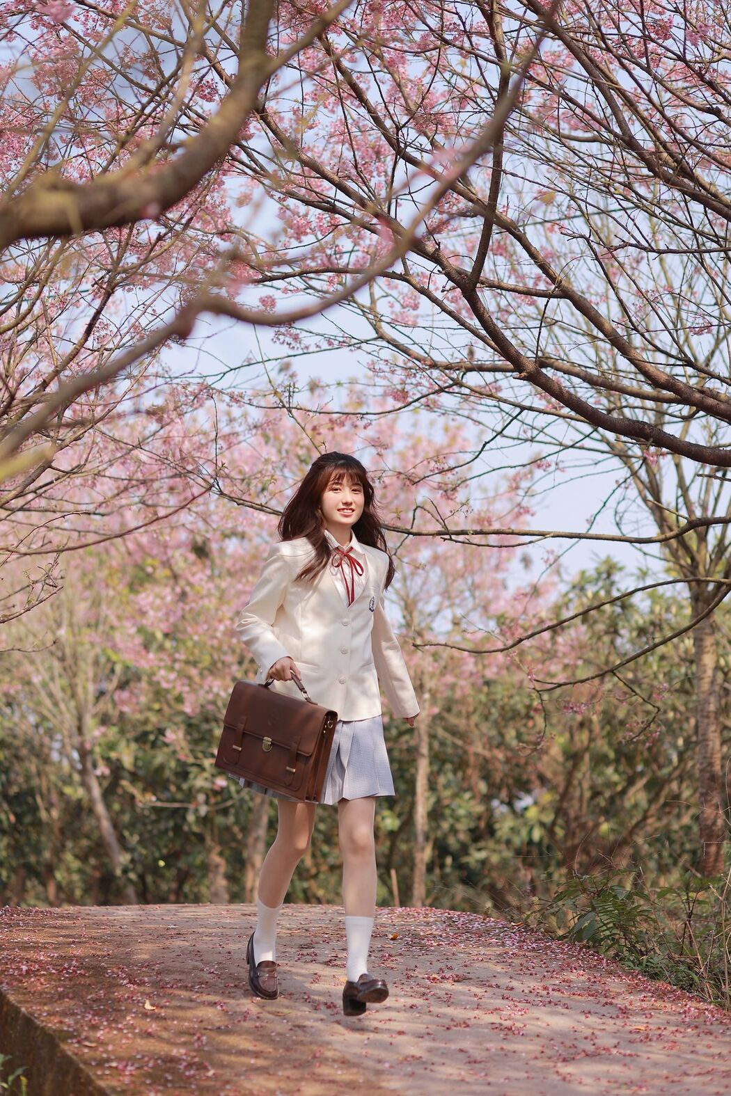 YiTuYu艺图语 Vol.2542 Lovelatte11