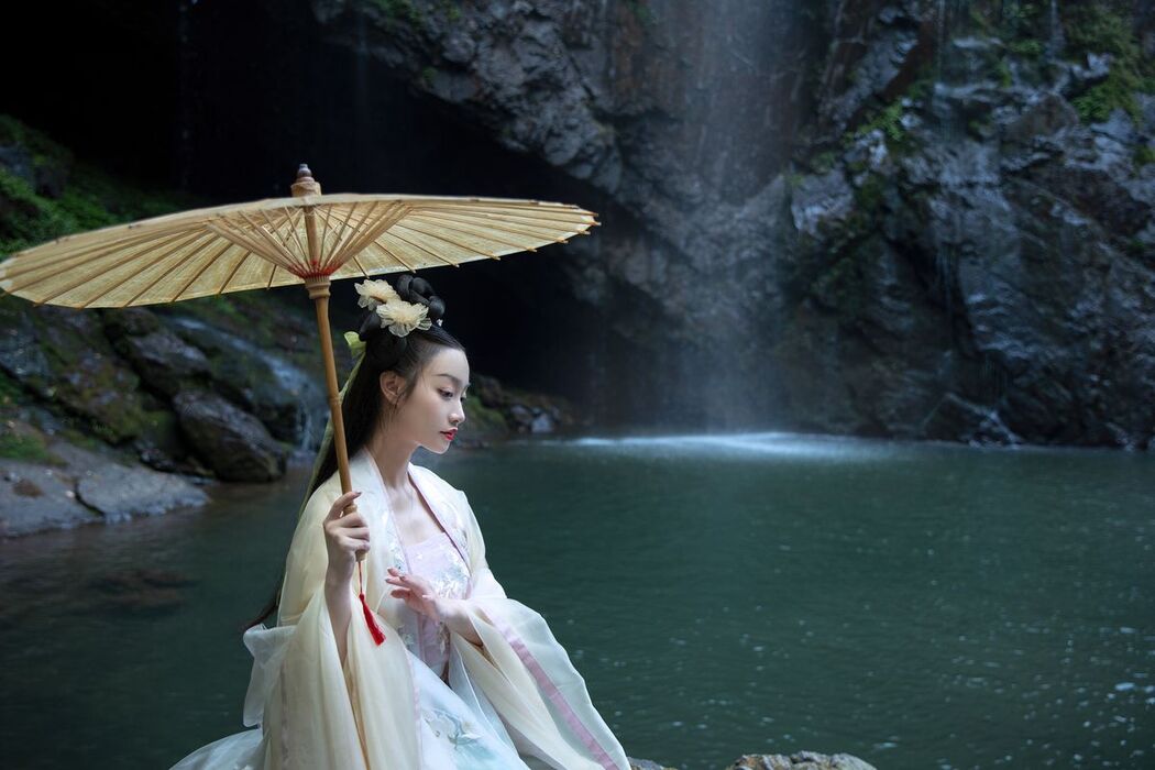 YiTuYu艺图语 Vol.2568 Ling Zi Xi
