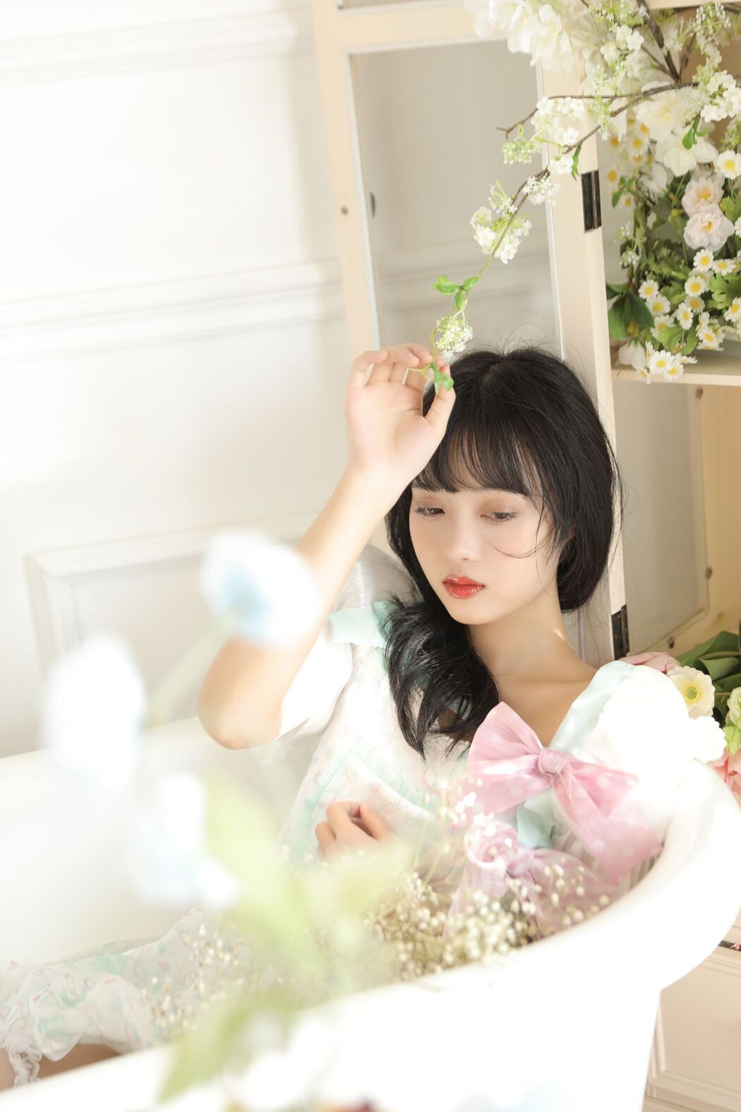 YiTuYu艺图语 Vol.2587 Xiao Wei Ren Er