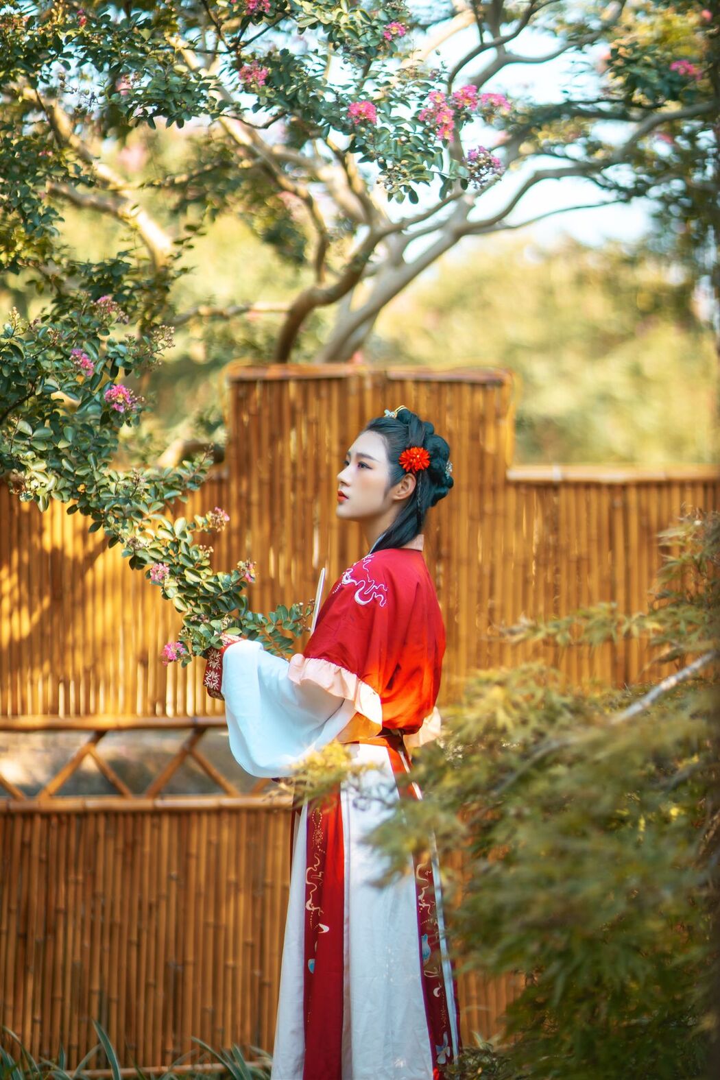 YiTuYu艺图语 Vol.2544 Qin Ko