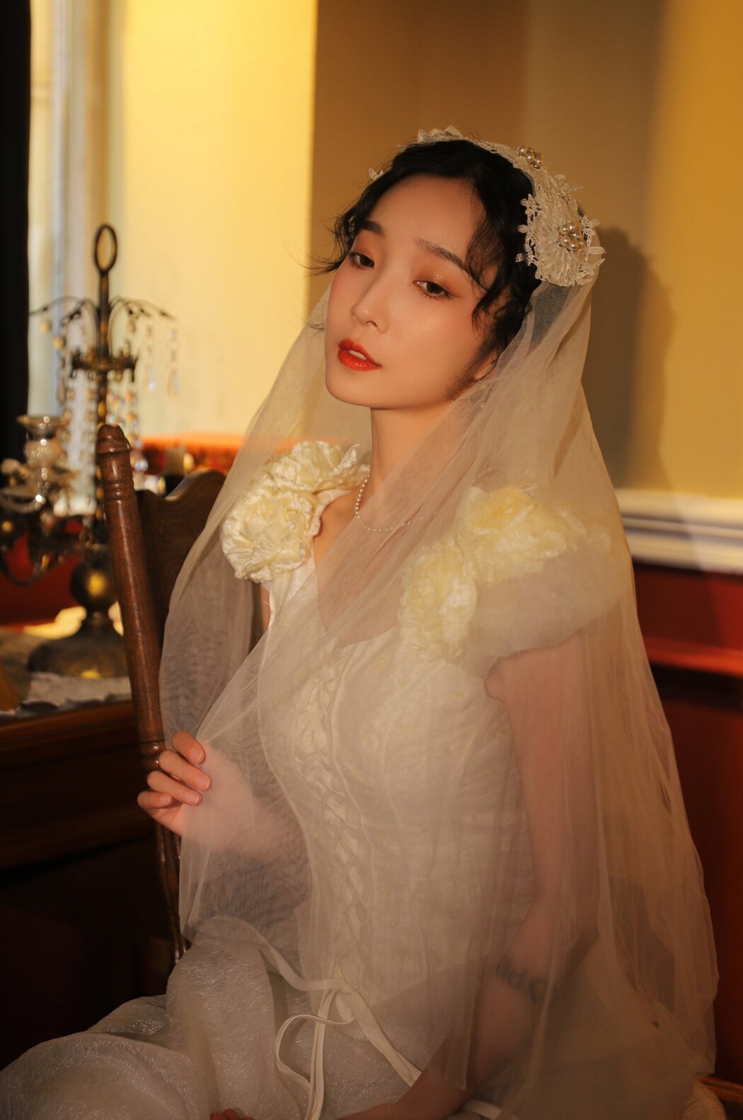 YiTuYu艺图语 Vol.2601 Lei Meng Ying