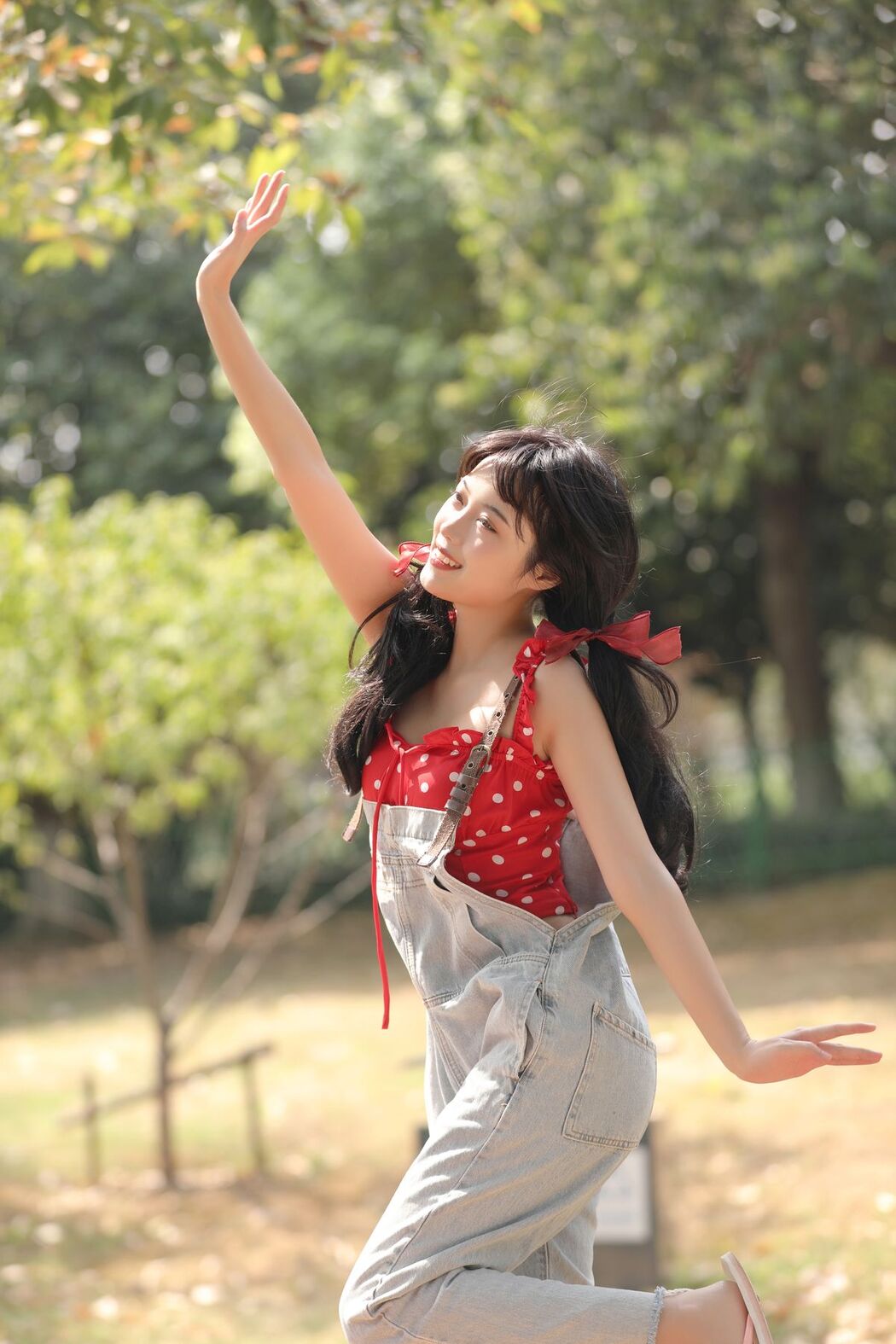 YiTuYu艺图语 Vol.2519 Xiao Wei Ren Er
