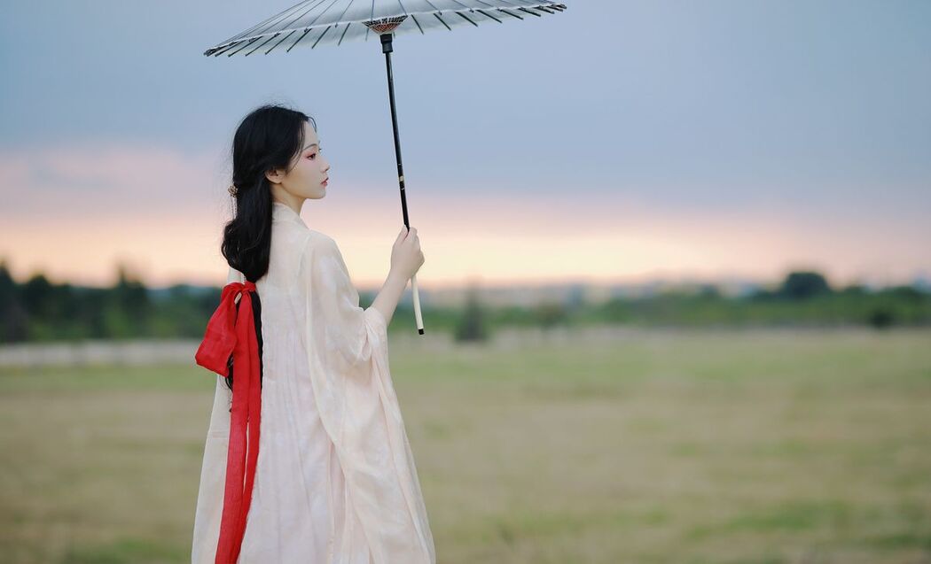 YiTuYu艺图语 Vol.2579 Luo Hua Ren Du Li