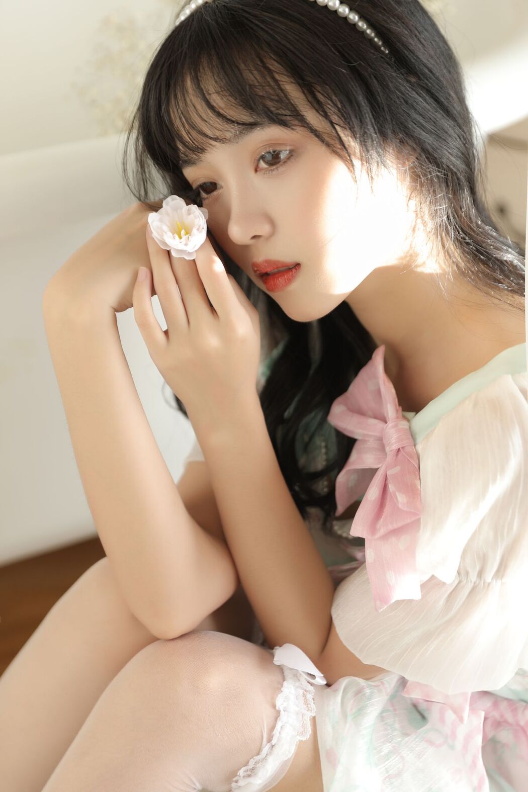 YiTuYu艺图语 Vol.2587 Xiao Wei Ren Er