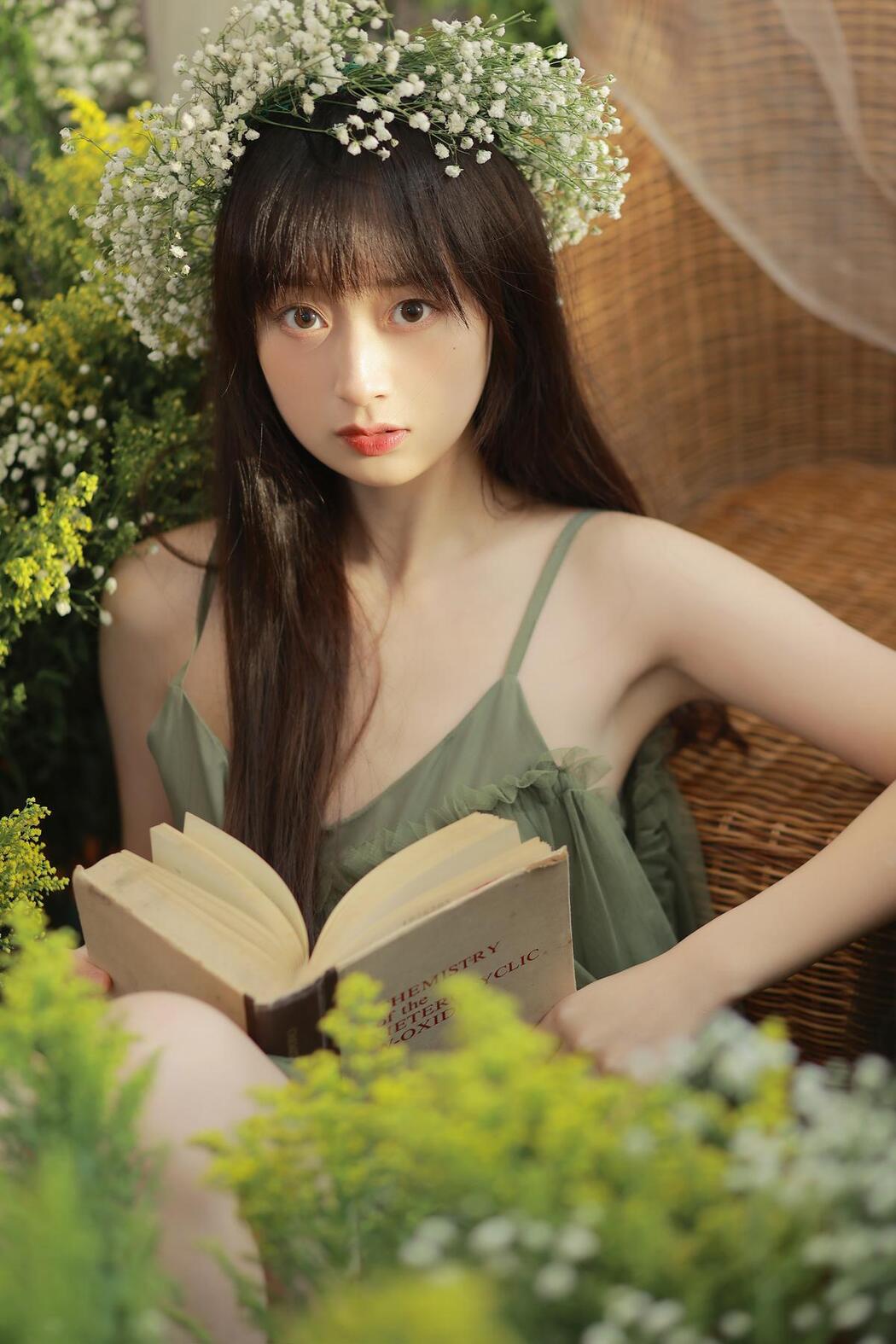 YiTuYu艺图语 Vol.2490 Xiang Qi 77