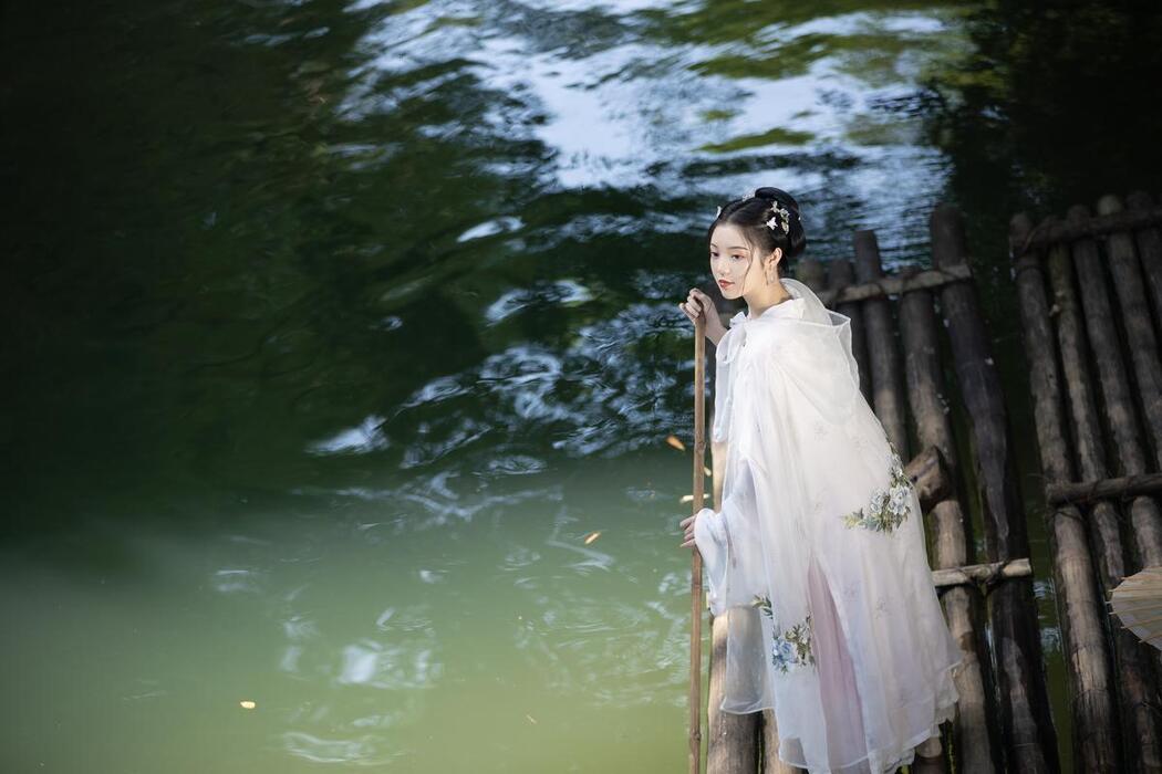 YiTuYu艺图语 Vol.2510 Qi Ni Si Mao
