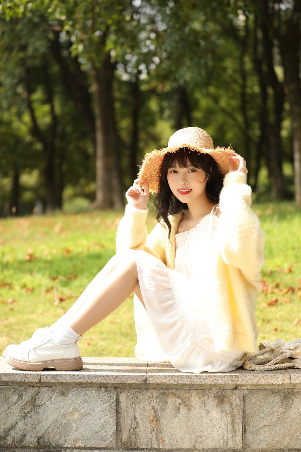 YiTuYu艺图语 Vol.2608 Xiao Wei Ren Er