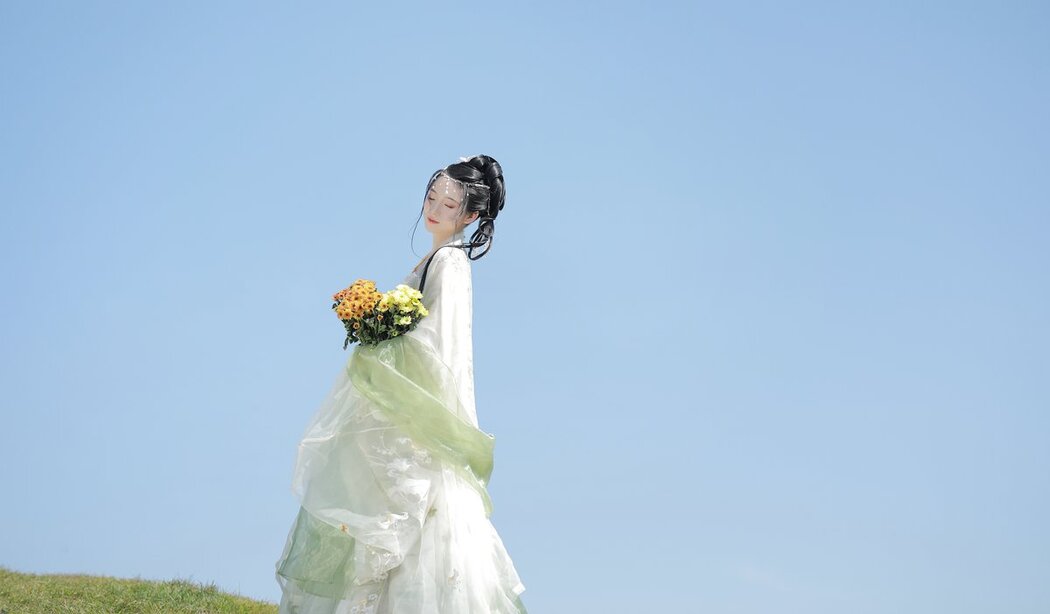 YiTuYu艺图语 Vol.2616 Luo Hua Ren Du Li