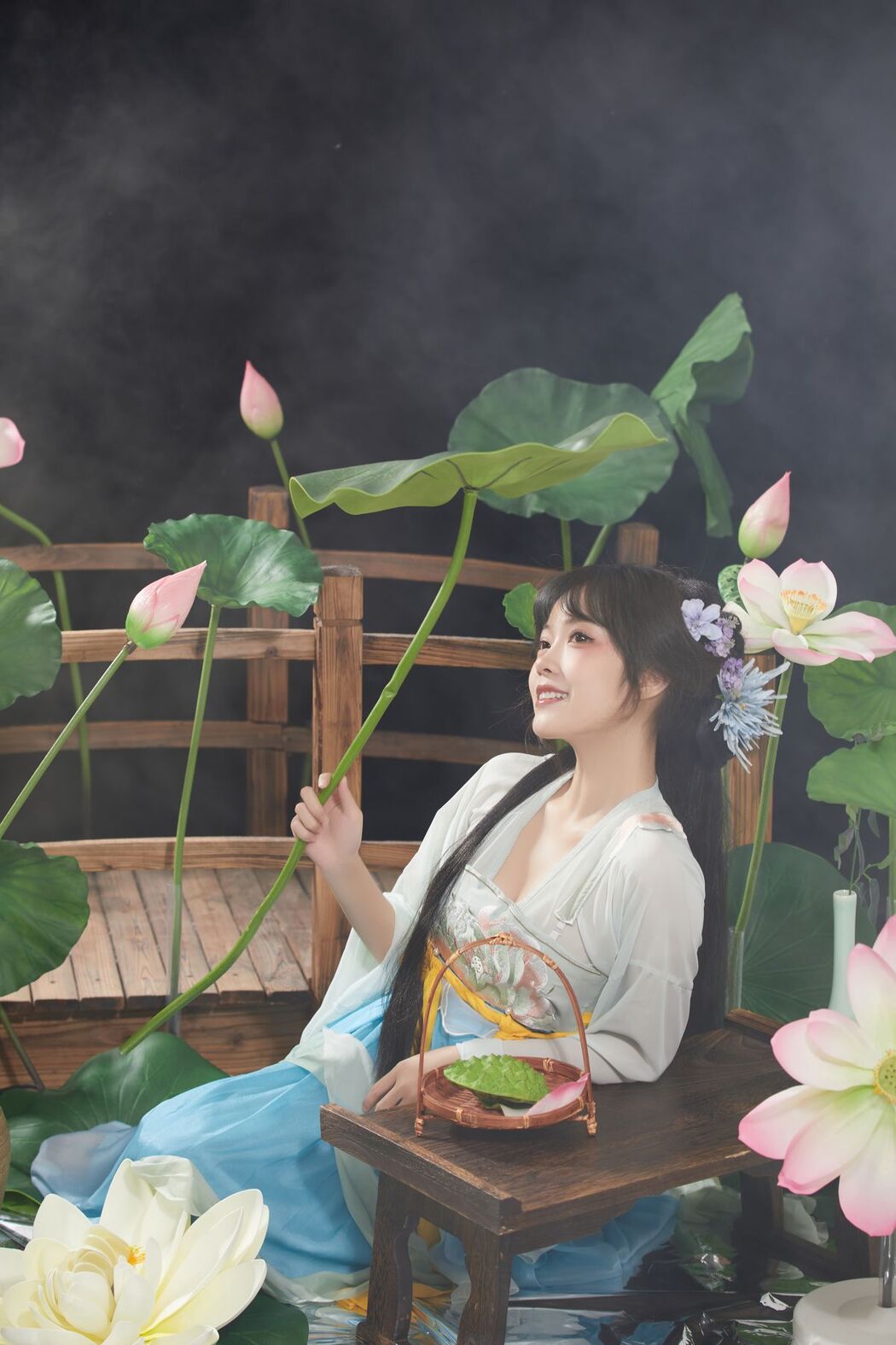 YiTuYu艺图语 Vol.2556 Xiao Wei Ren Er