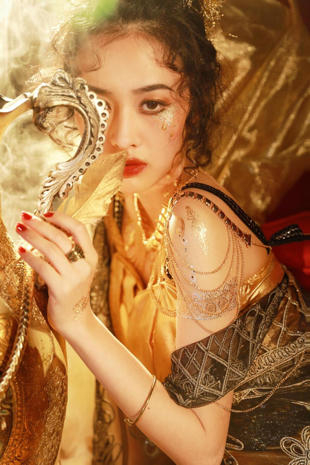 YiTuYu艺图语 Vol.2496 Xiang Ze Xi Zi