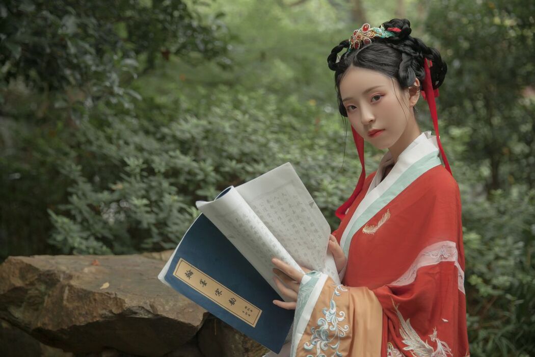 YiTuYu艺图语 Vol.2550 Tong Mian Xiao Mian Ao