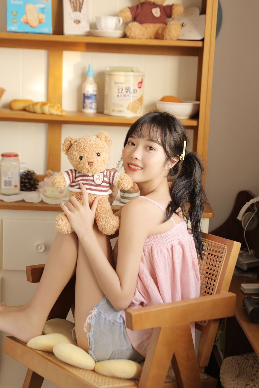 YiTuYu艺图语 Vol.2567 Xiao Wei Ren Er