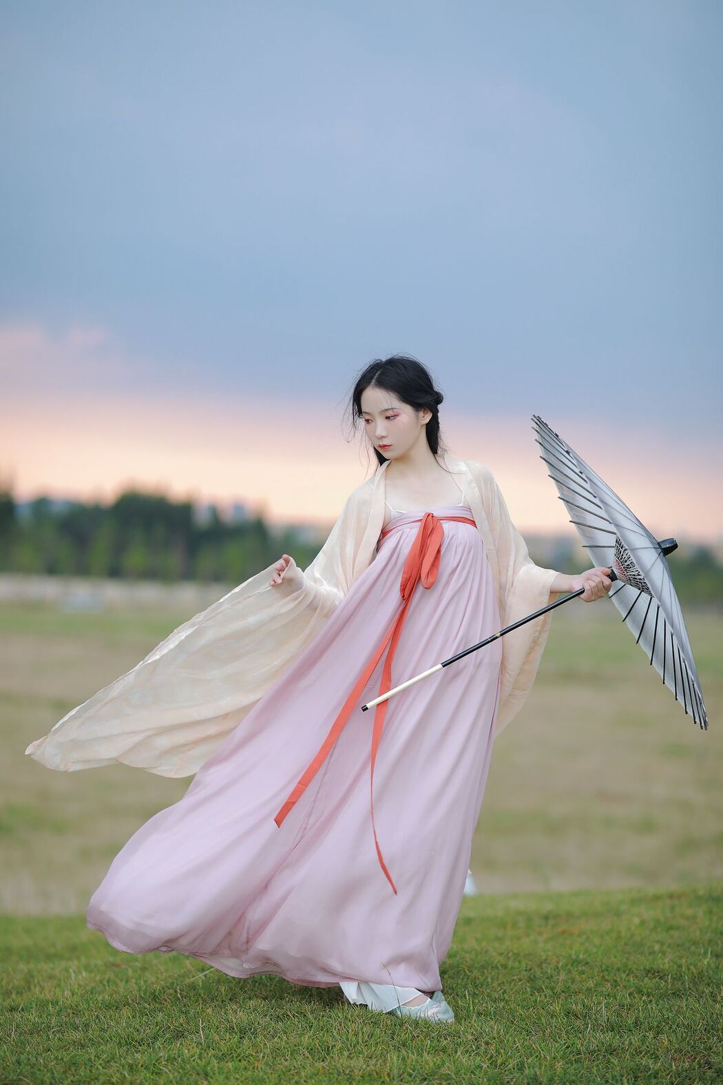 YiTuYu艺图语 Vol.2579 Luo Hua Ren Du Li
