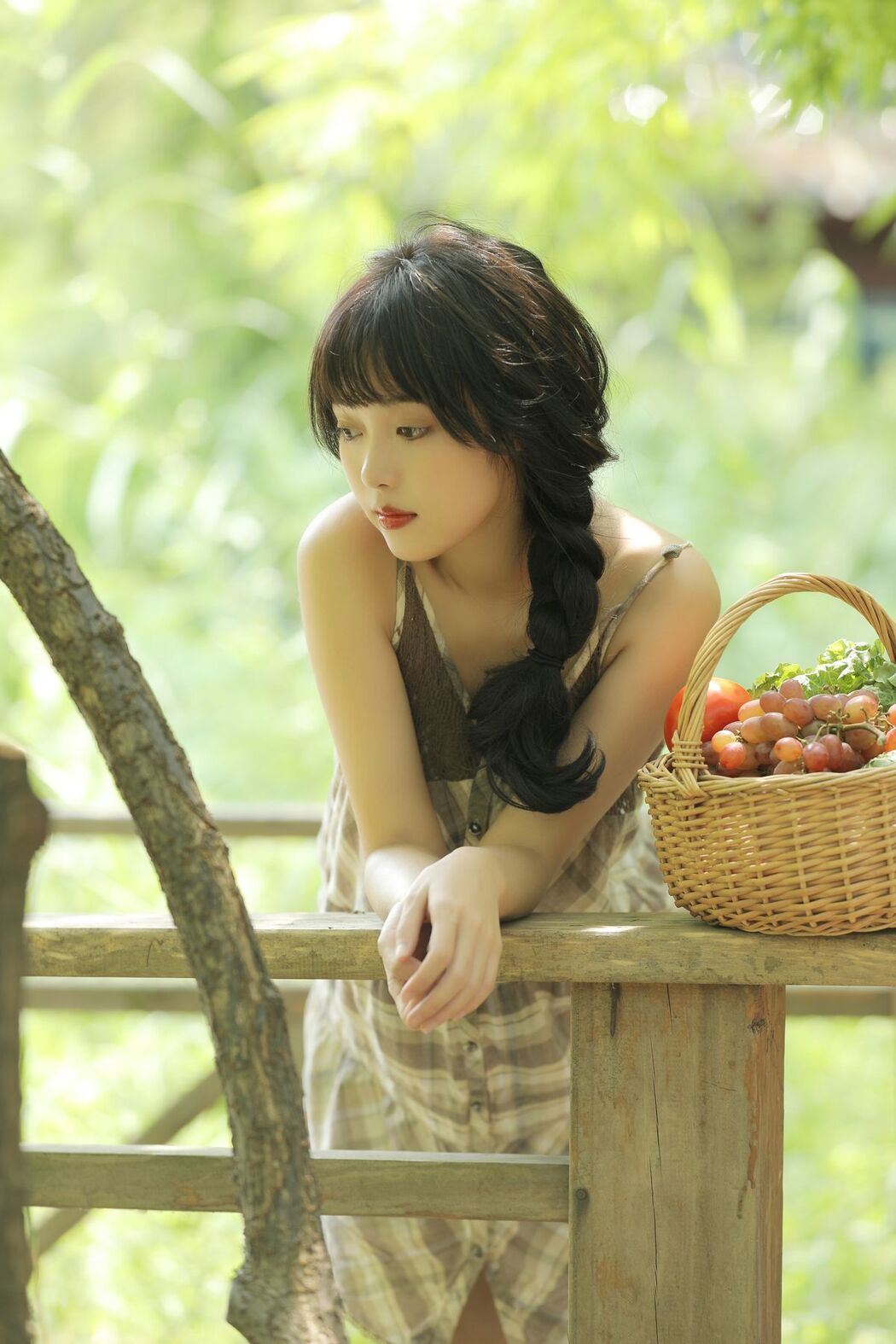 YiTuYu艺图语 Vol.2552 Xiao Wei Ren Er