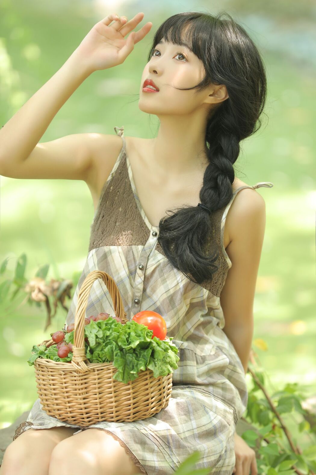 YiTuYu艺图语 Vol.2552 Xiao Wei Ren Er
