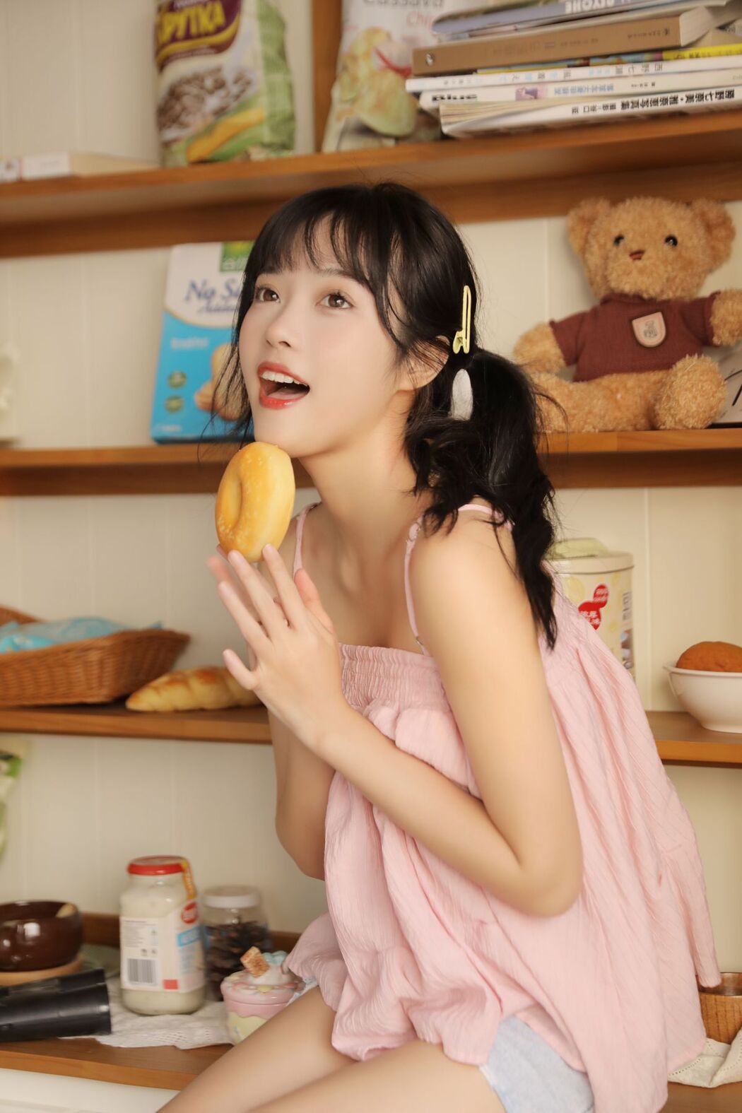 YiTuYu艺图语 Vol.2567 Xiao Wei Ren Er