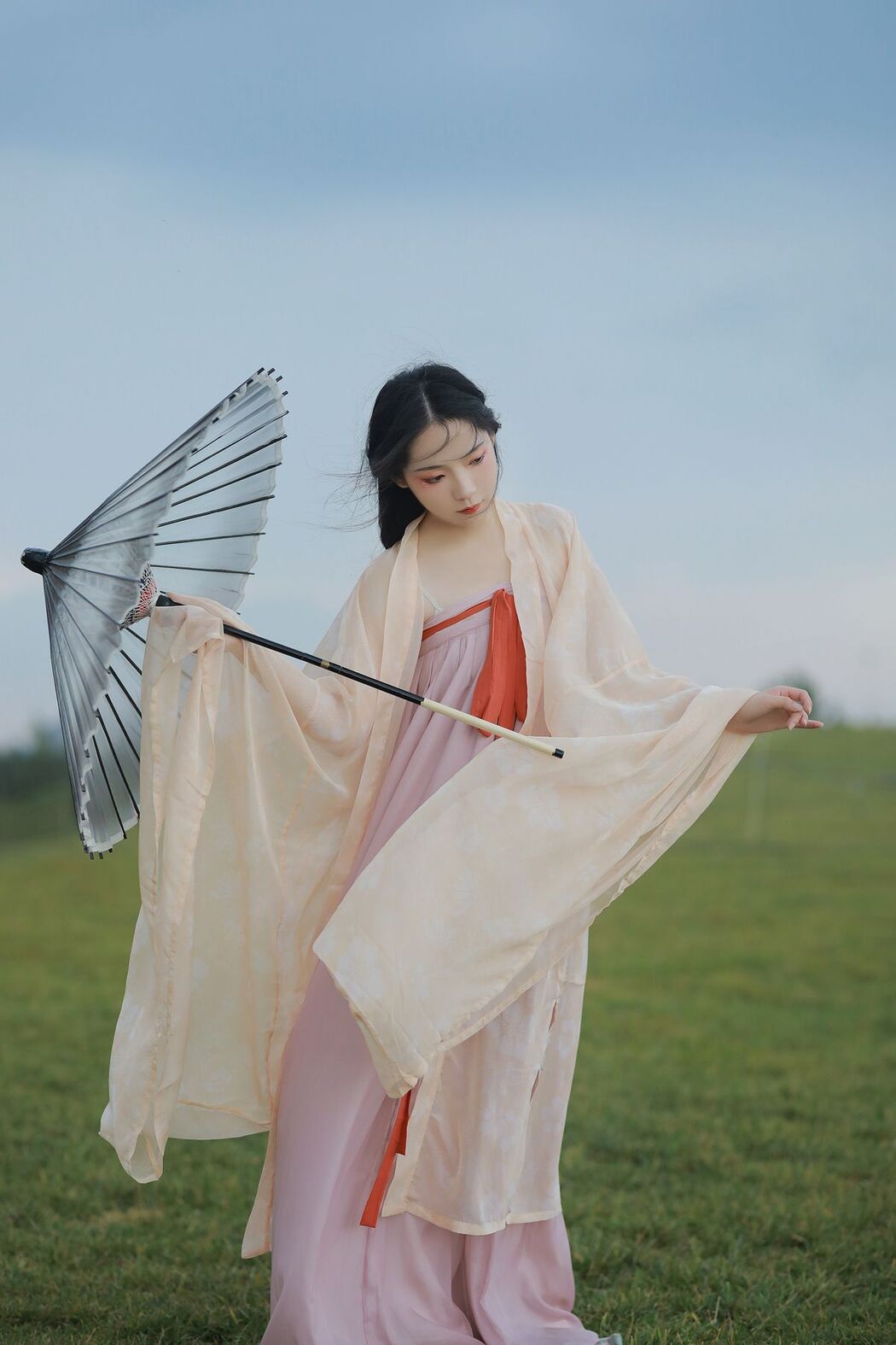 YiTuYu艺图语 Vol.2579 Luo Hua Ren Du Li