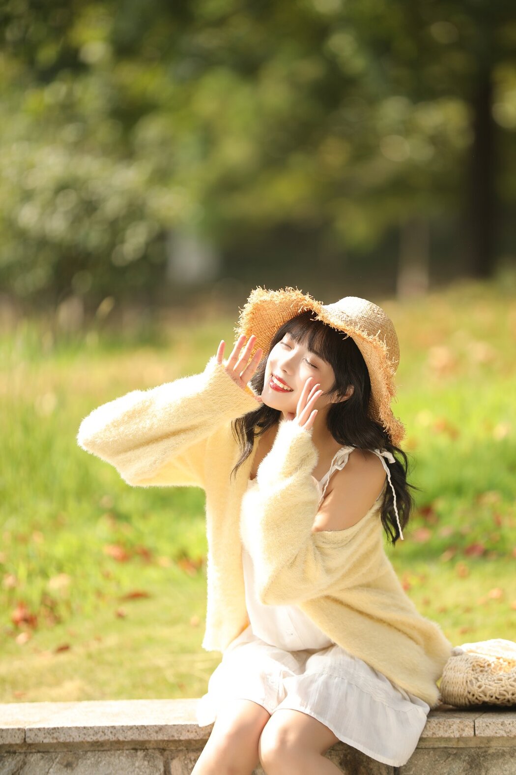 YiTuYu艺图语 Vol.2608 Xiao Wei Ren Er