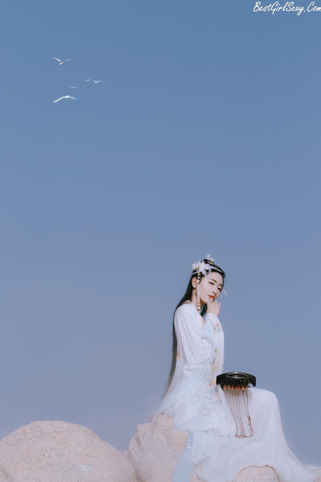 YiTuYu艺图语 Vol.252 Ying Er