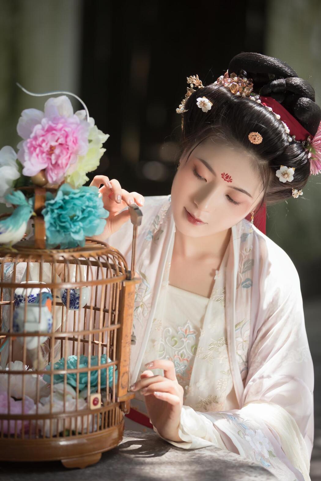 YiTuYu艺图语 Vol.2504 Yi Bei Mei Shi