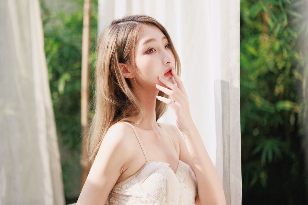 YiTuYu艺图语 Vol.2562 Qing Da Da