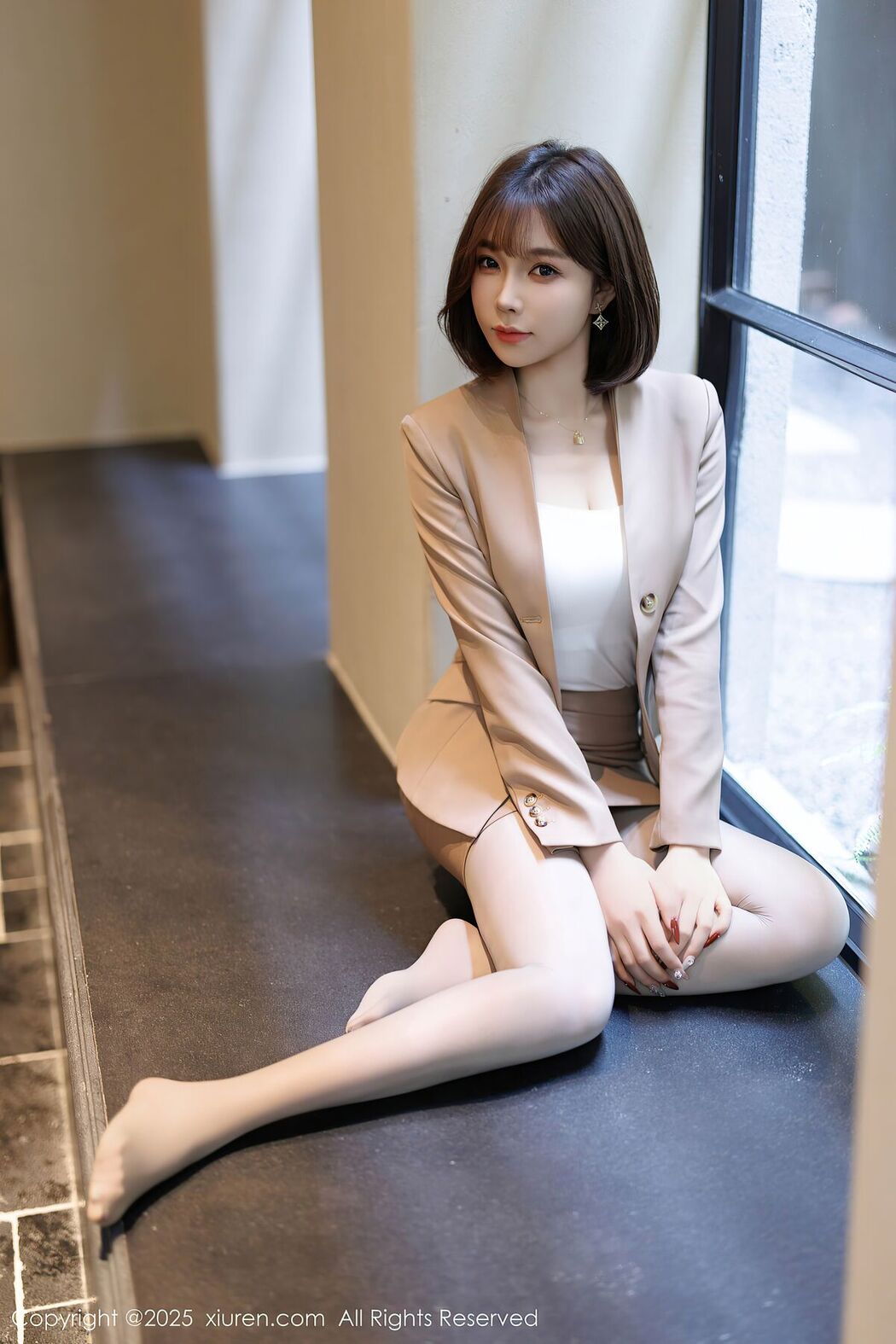 XiuRen秀人网 No.9844 Xu Li Zhi Booty