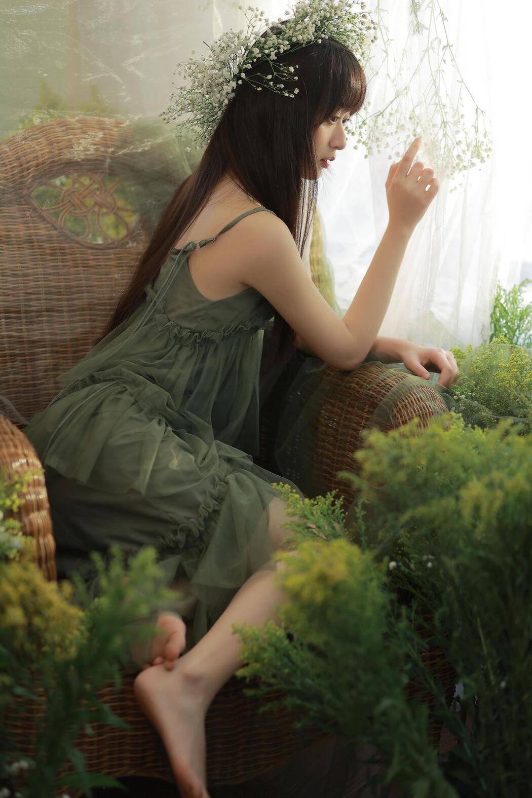 YiTuYu艺图语 Vol.2490 Xiang Qi 77