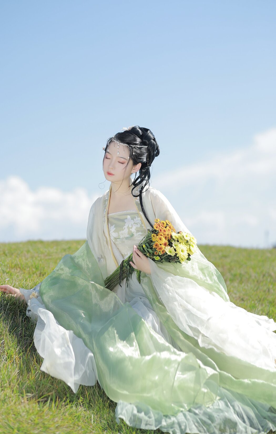 YiTuYu艺图语 Vol.2616 Luo Hua Ren Du Li