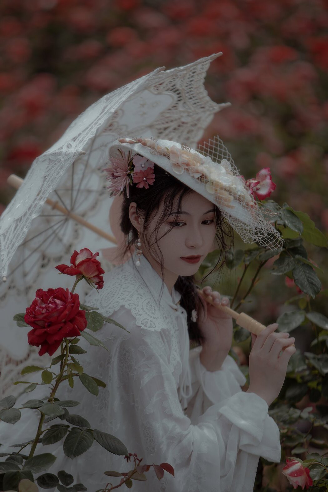 YiTuYu艺图语 Vol.2606 Nu Li Ban Zhuan De Shuang He