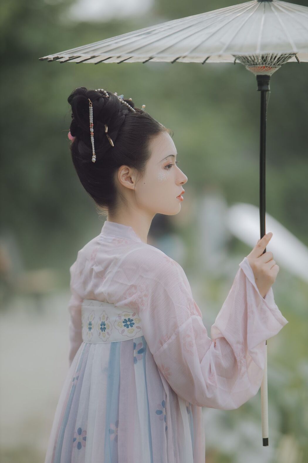 YiTuYu艺图语 Vol.2573 Nu Li Ban Zhuan De Shuang He