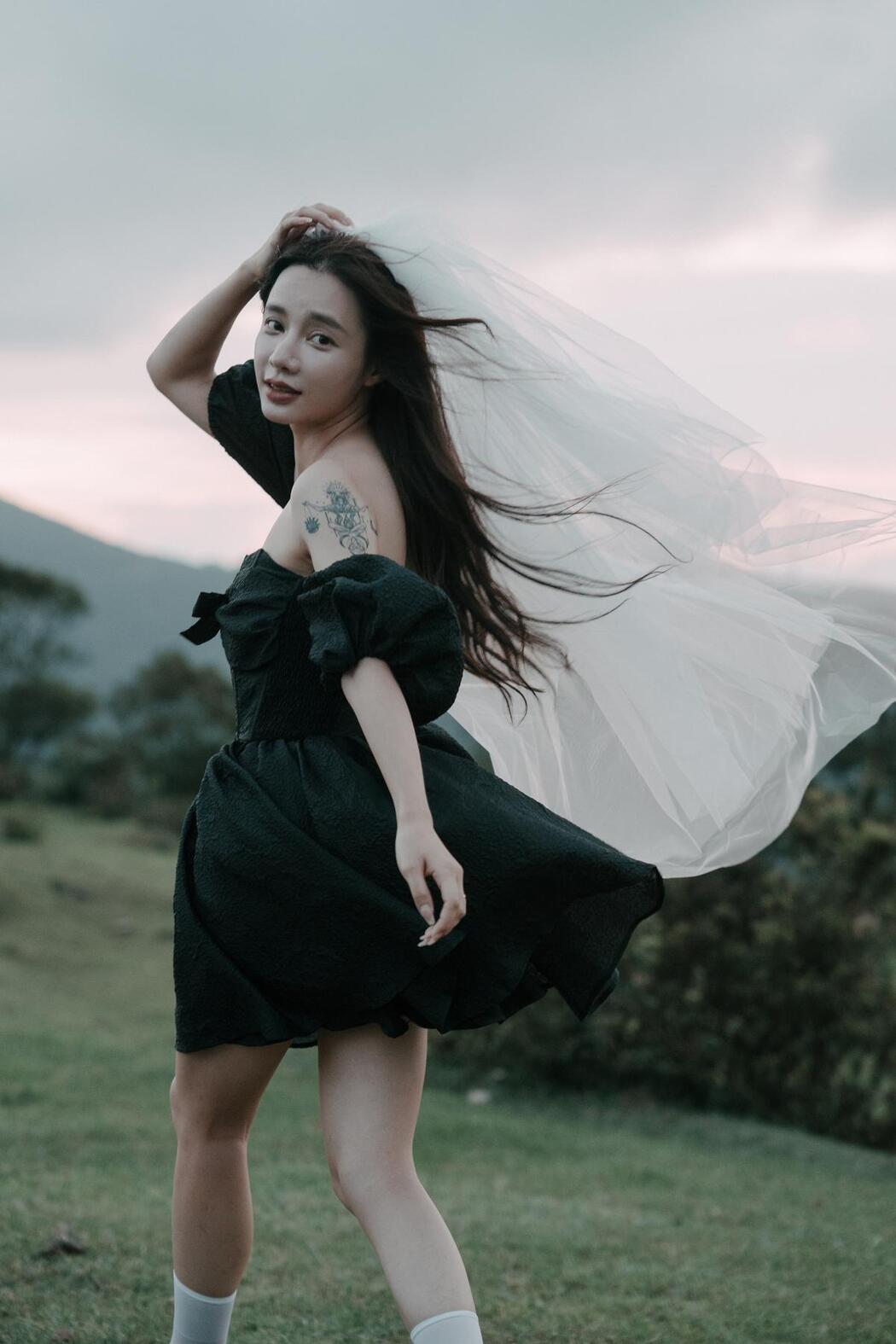 YiTuYu艺图语 Vol.2500 Shu Wen Tong Xue