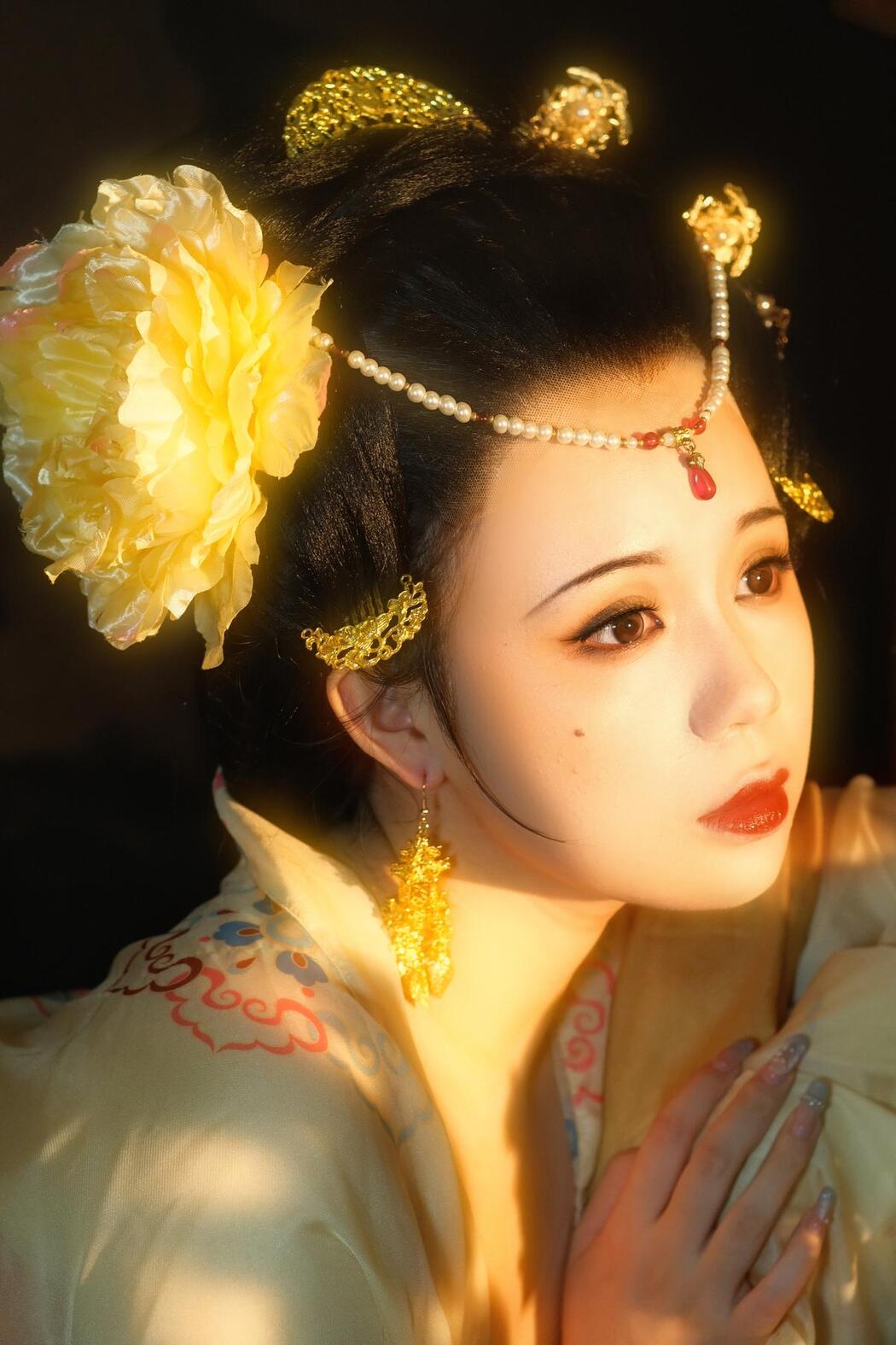 YiTuYu艺图语 Vol.2501 Yi Zhi Gao Gao