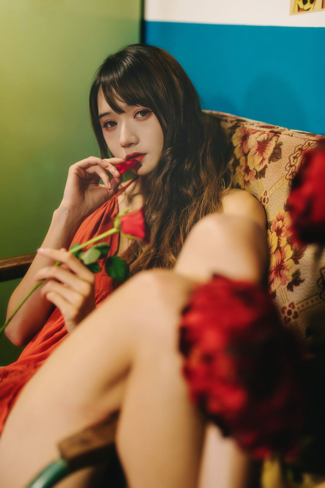 YiTuYu艺图语 Vol.2523 Tu Zi Zzz Bu Chi Hu Luo Bo