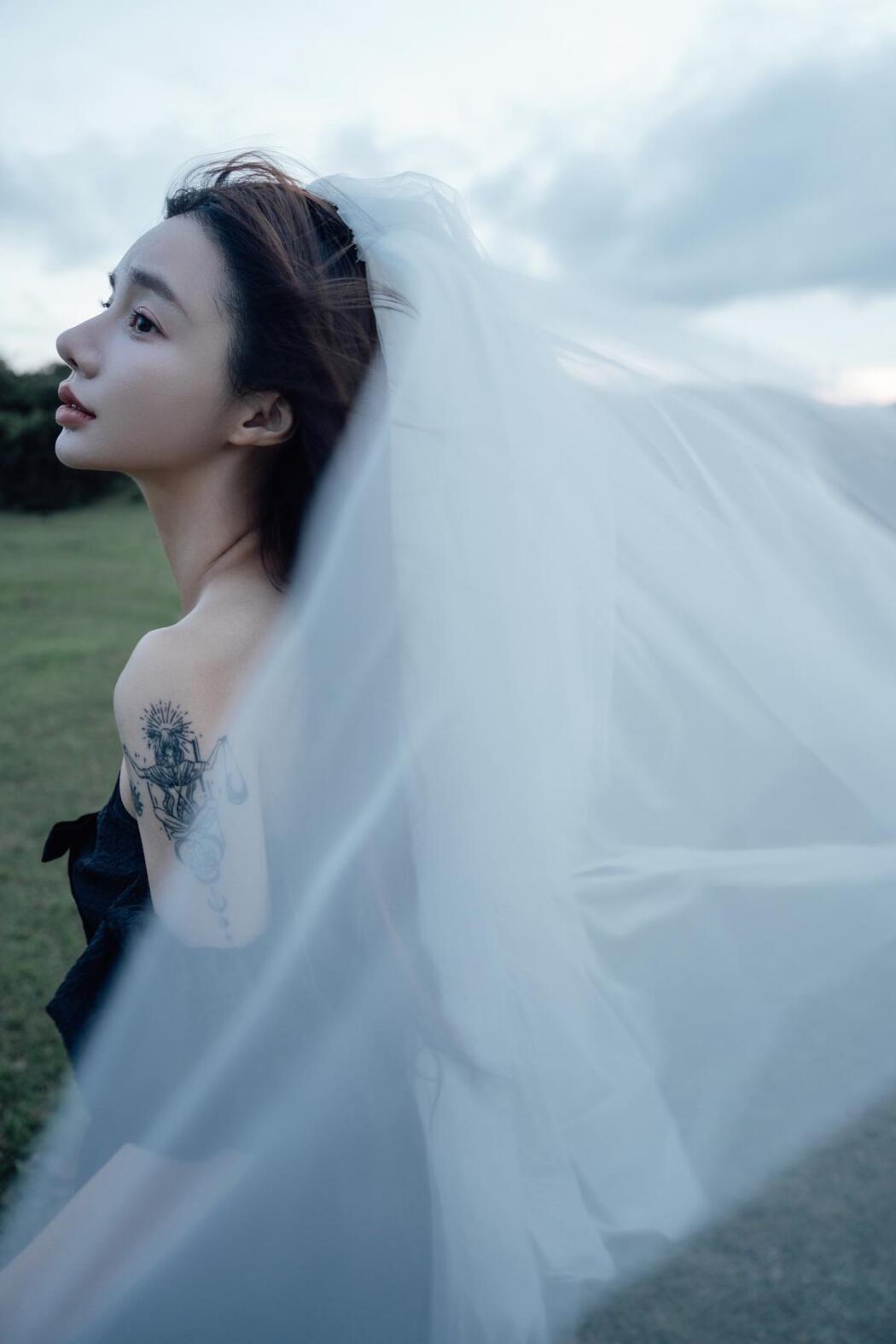 YiTuYu艺图语 Vol.2500 Shu Wen Tong Xue