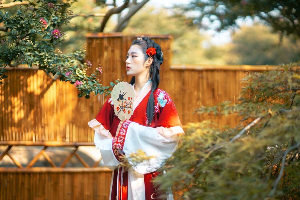 YiTuYu艺图语 Vol.2544 Qin Ko