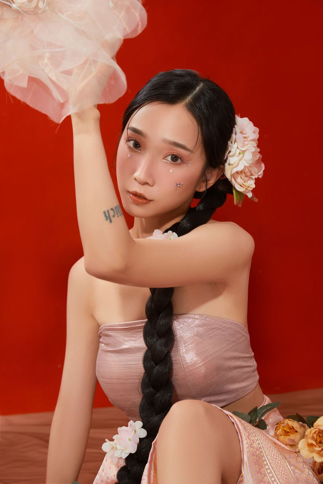 YiTuYu艺图语 Vol.2546 Lei Meng Ying