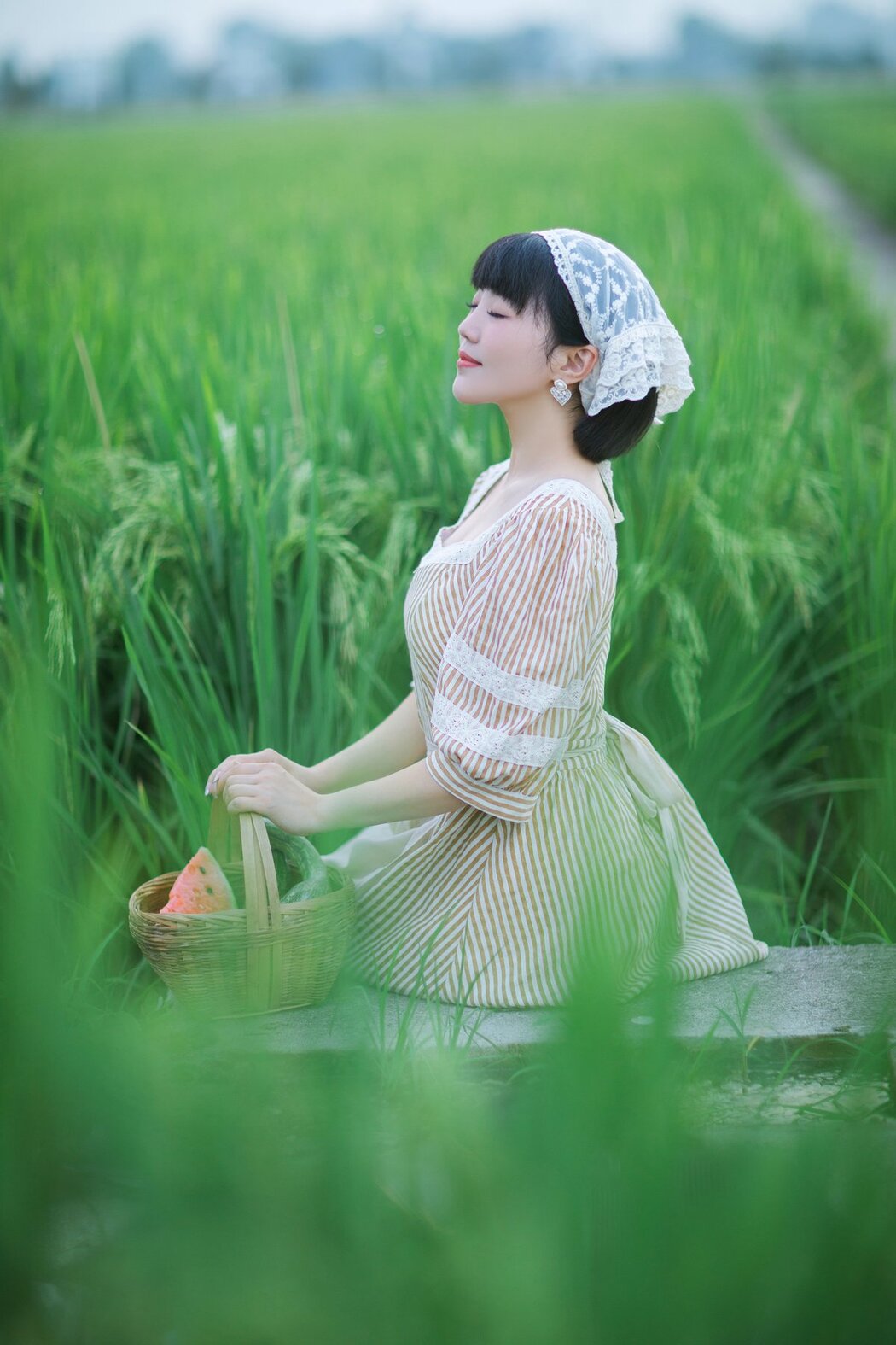 YiTuYu艺图语 Vol.2610 Dong Qin