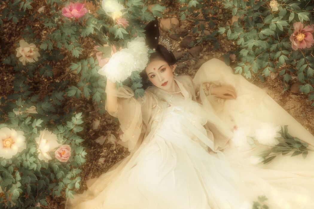 YiTuYu艺图语 Vol.2531 Bi Mo Xia Ci Hou