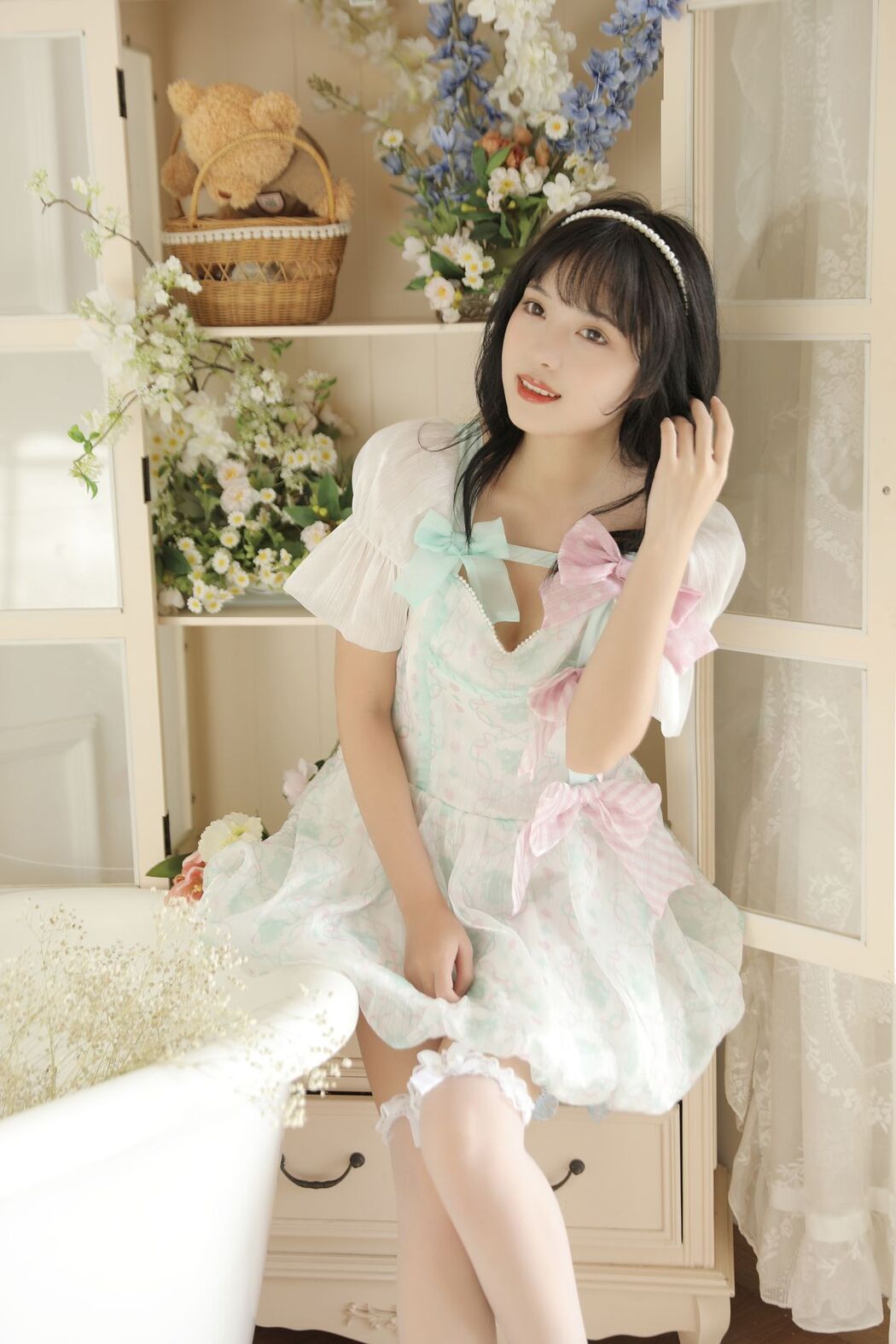 YiTuYu艺图语 Vol.2587 Xiao Wei Ren Er