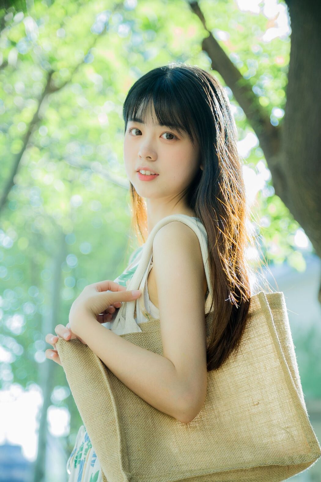 YiTuYu艺图语 Vol.2551 Ke Ai Pao Pao Ya