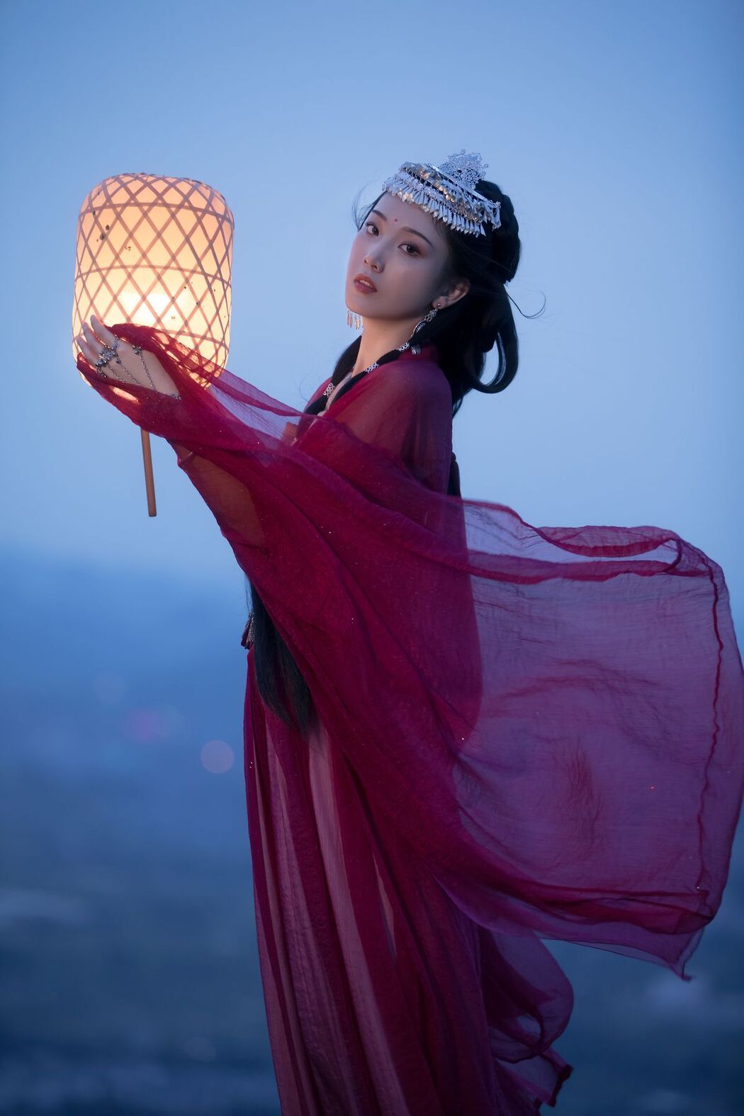 YiTuYu艺图语 Vol.2574 Zhi Zhi Qi